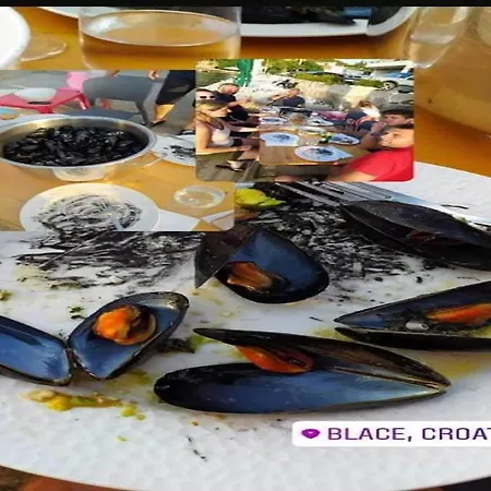 Lägenhet Tiho & Jelena - With Balcony And Sea View Fureal *