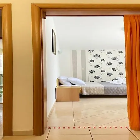 Lägenhet Tiho & Jelena - With Balcony And Sea View Fureal *