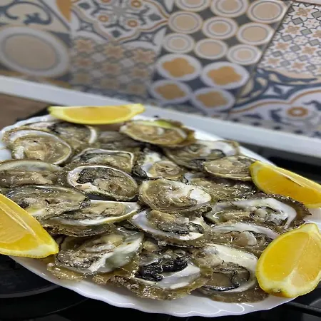 Tiho & Jelena - With Balcony And Sea View Fureal * Blace